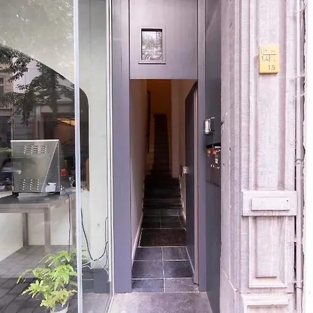 Holiday home Shway - The Handshake House *
